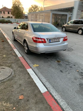 Mercedes-Benz E 220, снимка 6