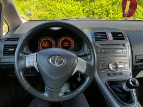 Toyota Auris, снимка 14