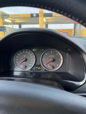 Volvo V50   - 2600 € / 5085.16 лв. - 82316596 13