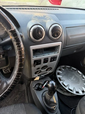 Dacia Logan 1.6i klima gaz, снимка 2