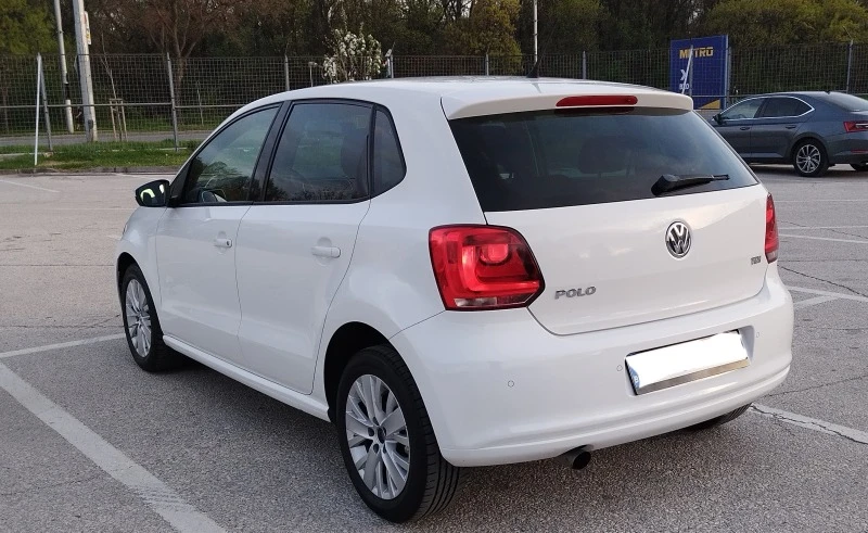 VW Polo, снимка 14 - Автомобили и джипове - 46995909