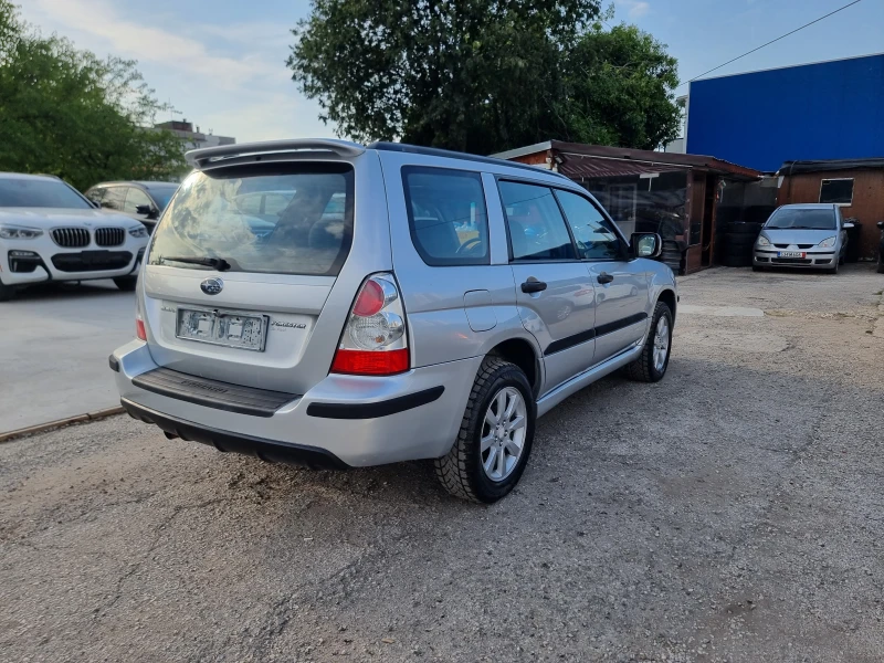 Subaru Forester 2.0I GAZ, снимка 7 - Автомобили и джипове - 46961775