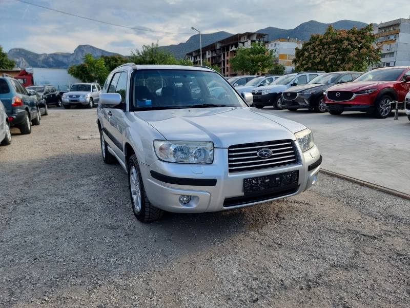 Subaru Forester 2.0I GAZ, снимка 9 - Автомобили и джипове - 46961775