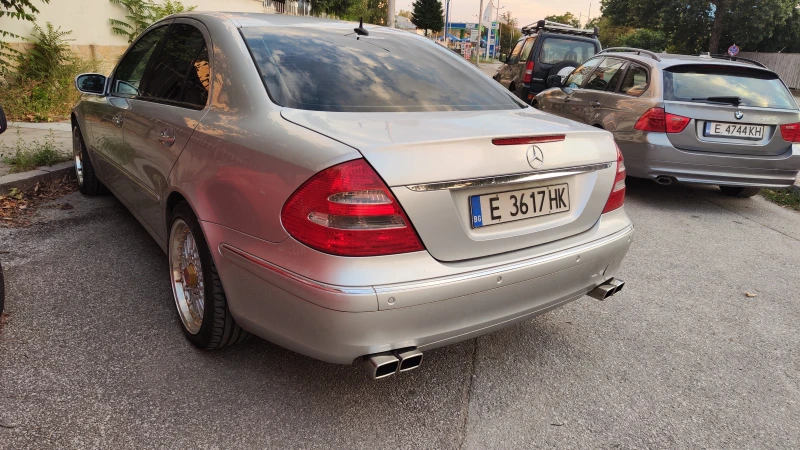 Mercedes-Benz E 500, снимка 3 - Автомобили и джипове - 47067285