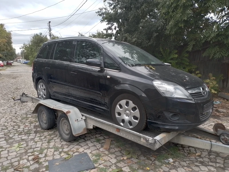 Opel Zafira 2.2бензин, снимка 1 - Автомобили и джипове - 47412522