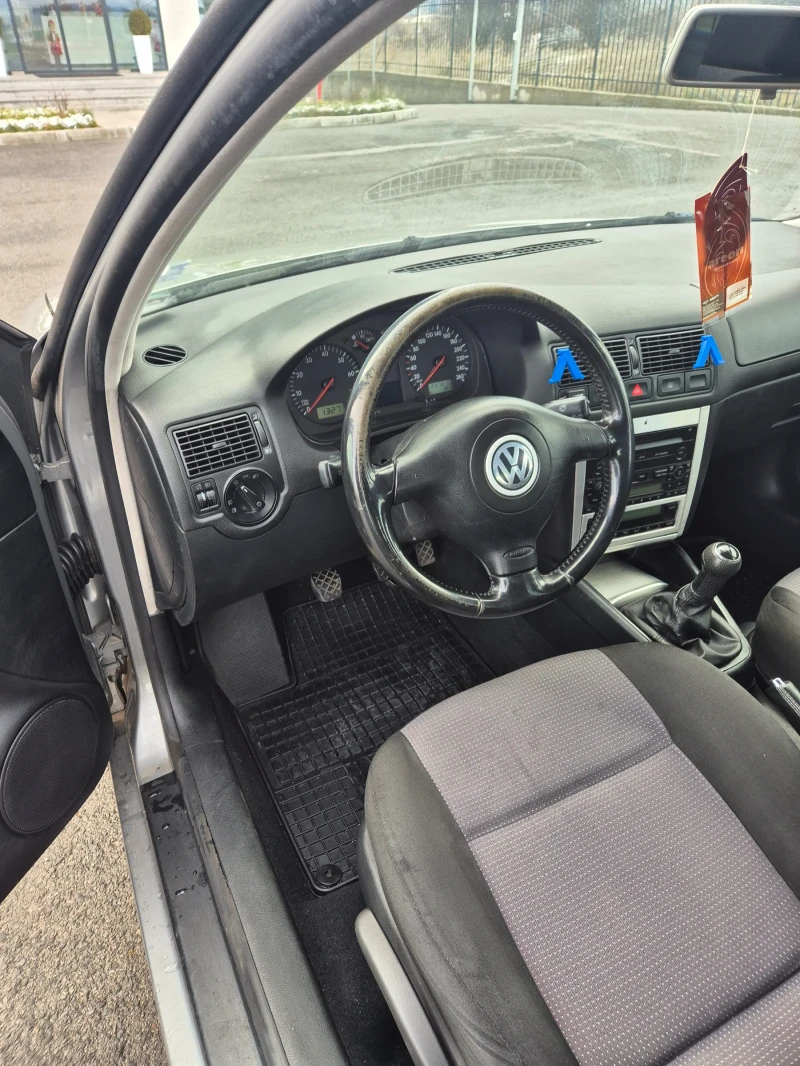 VW Golf, снимка 7 - Автомобили и джипове - 48463626