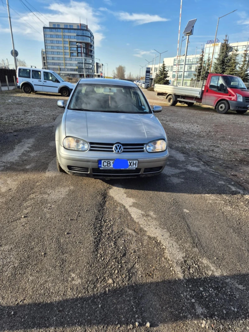 VW Golf Хечбек , снимка 1 - Автомобили и джипове - 48463626