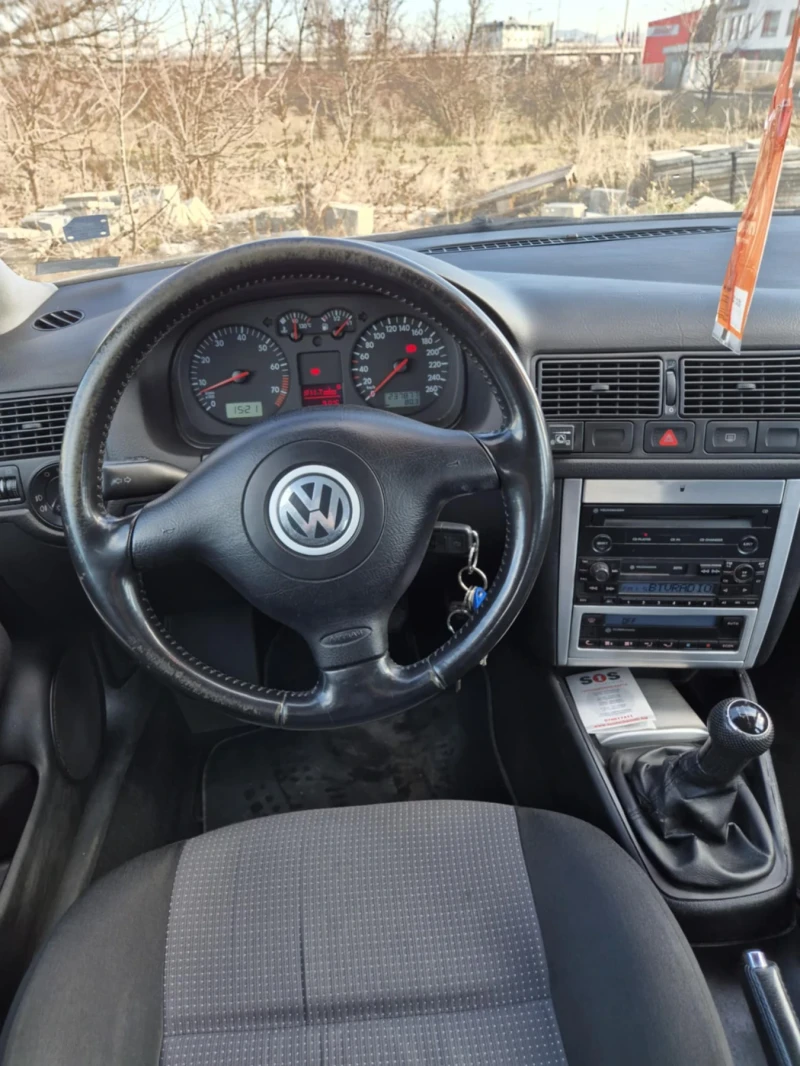 VW Golf Хечбек , снимка 6 - Автомобили и джипове - 48463626