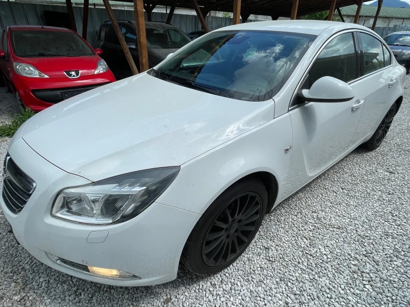 Opel Insignia 1.8 i A/C, снимка 2 - Автомобили и джипове - 52717545
