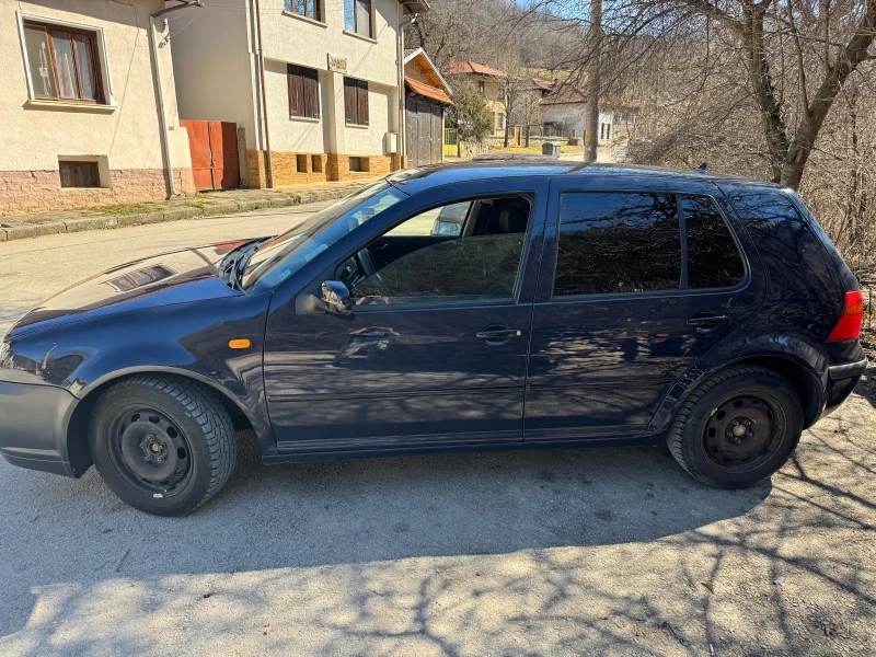 VW Golf 1.9, снимка 5 - Автомобили и джипове - 49388546