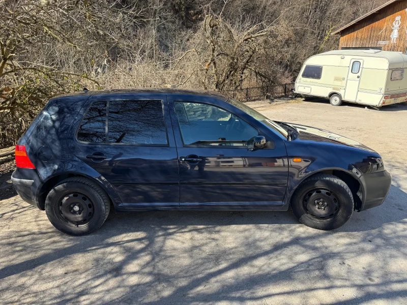 VW Golf 1.9, снимка 4 - Автомобили и джипове - 49388546