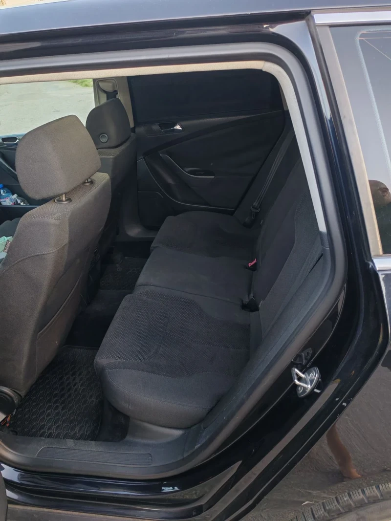 VW Passat 1.9 TDI 105, снимка 8 - Автомобили и джипове - 52556175