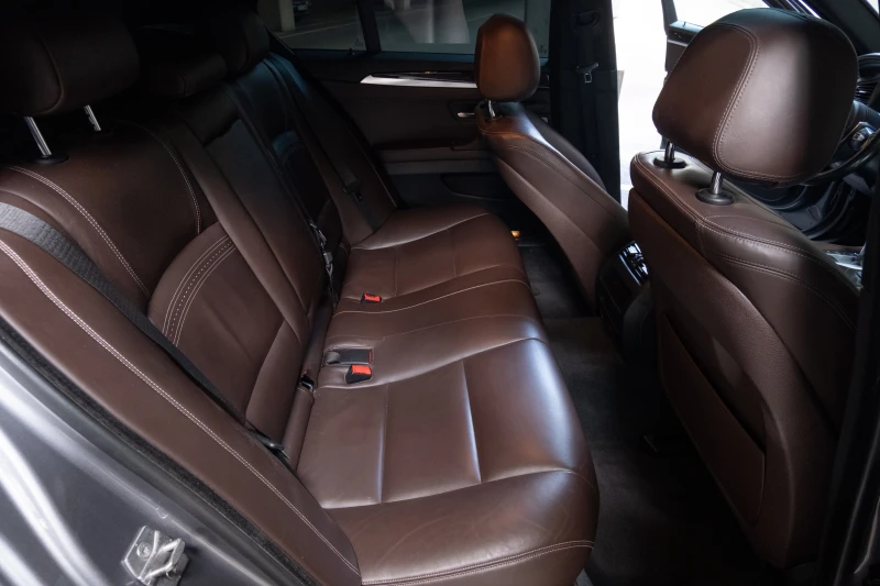 BMW 535 530 LCI xDrive , снимка 8 - Автомобили и джипове - 52045736