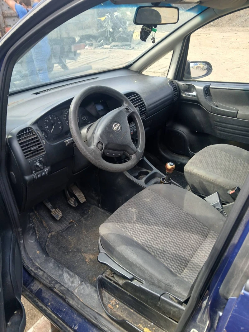 Opel Zafira, снимка 5 - Автомобили и джипове - 51905456