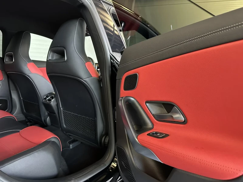 Mercedes-Benz CLA 220 d/AMG/NIGHT/MULTI/BURM/CAM/SPORT/168D, снимка 12 - Автомобили и джипове - 52170292