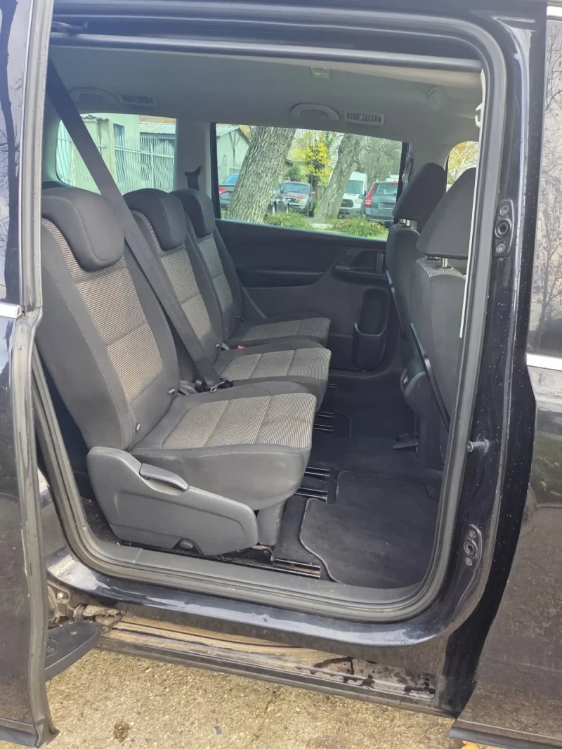 VW Sharan, снимка 14 - Автомобили и джипове - 52479232