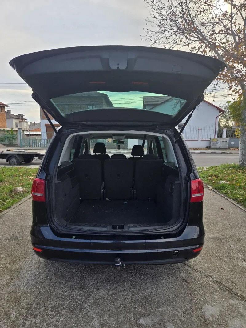 VW Sharan, снимка 12 - Автомобили и джипове - 52479232