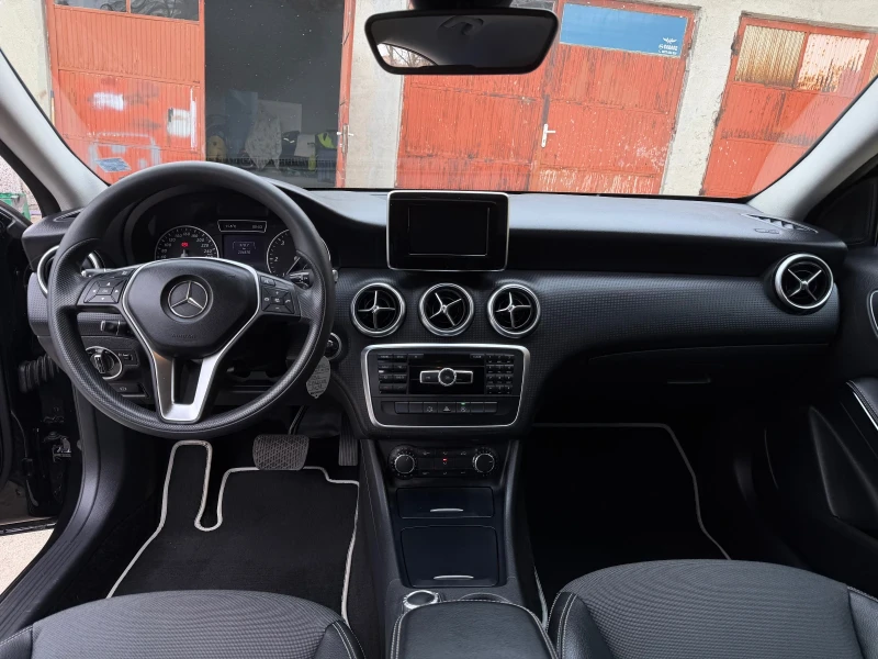 Mercedes-Benz A 180, снимка 9 - Автомобили и джипове - 52860936