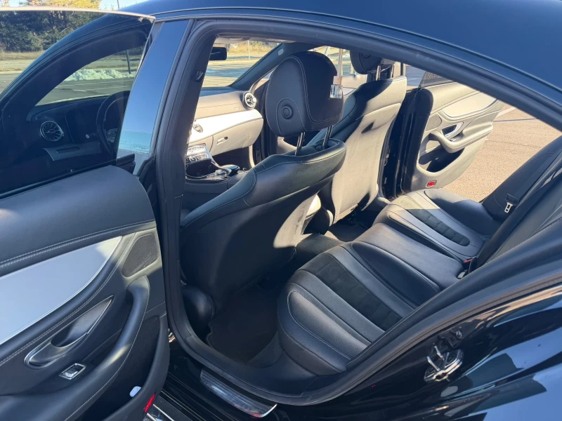 Mercedes-Benz CLS 300 AMG Line, Night Paket Widescreen, снимка 9 - Автомобили и джипове - 53168471