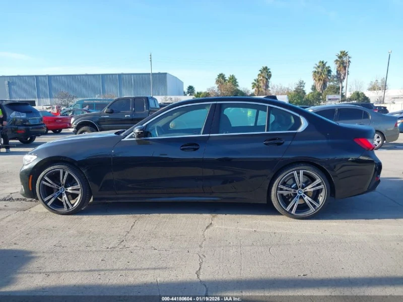 BMW 330 2.0L I-4 DI, DOHC, VVT, TURBO, 255HP Rear Wheel, снимка 6 - Автомобили и джипове - 53224632