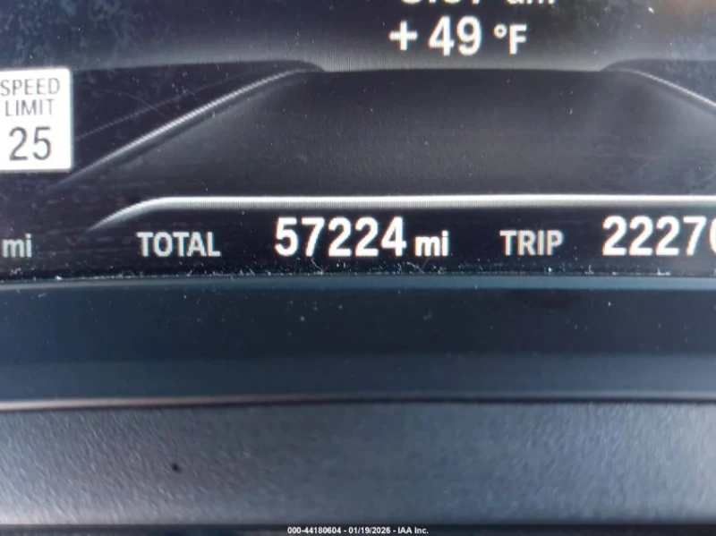 BMW 330 2.0L I-4 DI, DOHC, VVT, TURBO, 255HP Rear Wheel, снимка 7 - Автомобили и джипове - 53224632