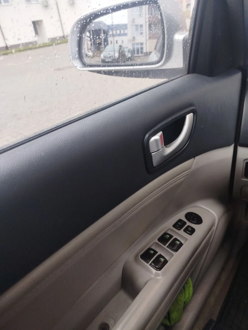 Hyundai Sonata 2.0 CRDI, снимка 14 - Автомобили и джипове - 53270915