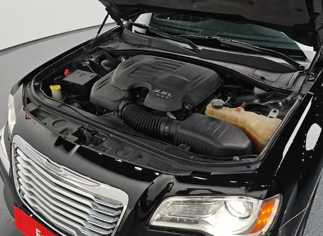 Chrysler 300c 3.6 - изображение 6