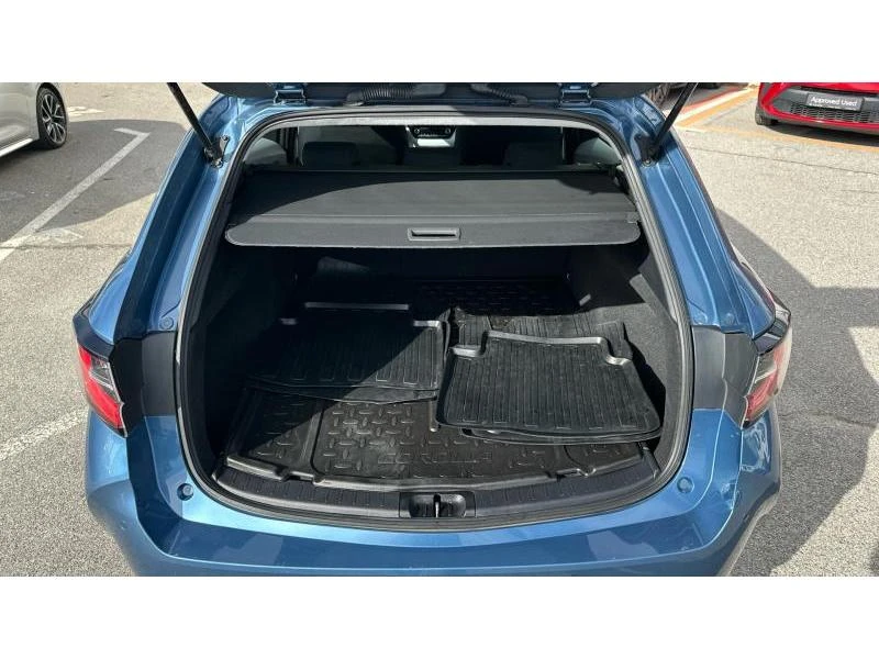 Toyota Corolla TS 1.8 HSD EXECUTIVE PLUS - изображение 10