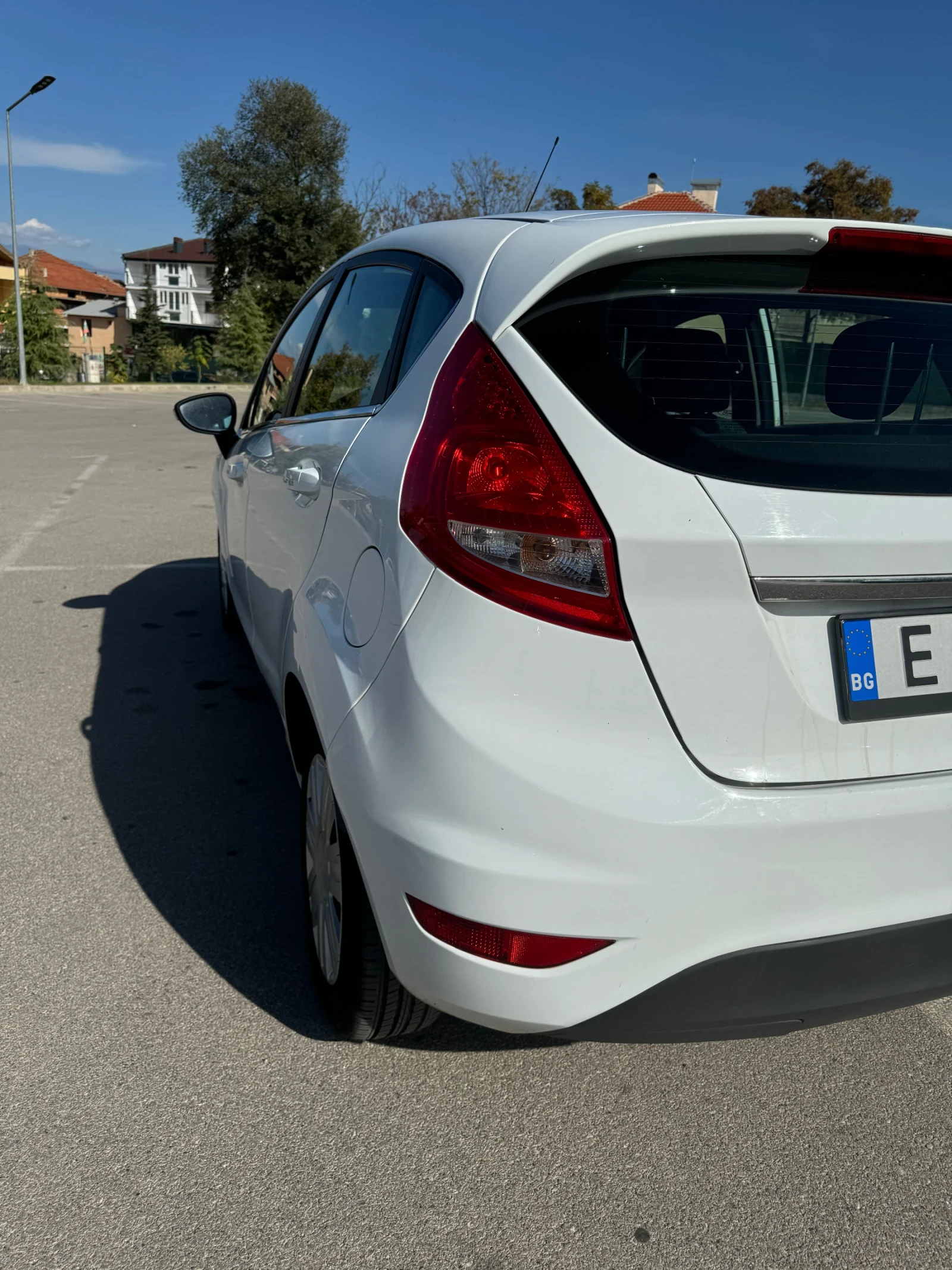 Ford Fiesta 1.4 Sport - изображение 6