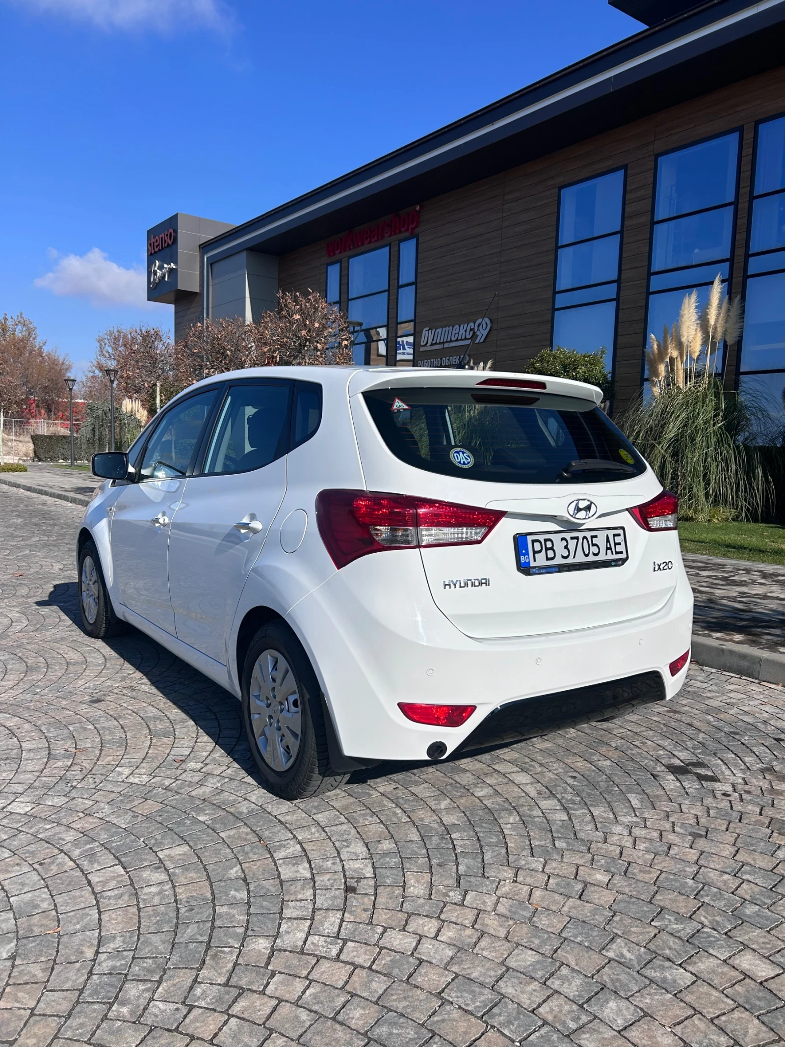 Hyundai Ix20 1.4 ГАЗ - ГАЗОВ ИНЖЕКЦИОН, ПАРКТРОНИК  - изображение 2