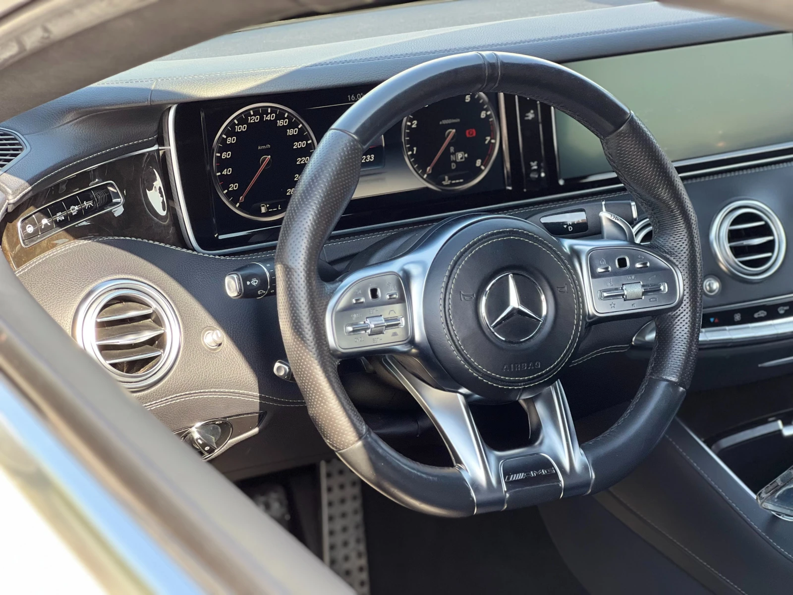 Mercedes-Benz S 500 S COUPE - изображение 7