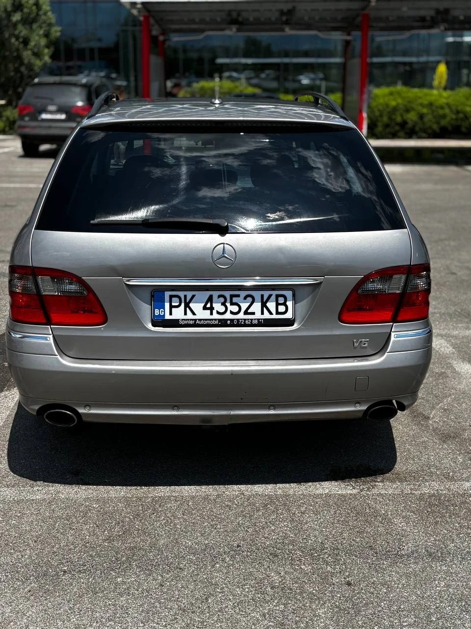 Mercedes-Benz E 320  - изображение 8