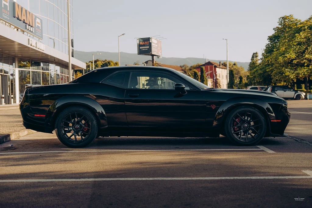 Dodge Challenger 5.7 Hemi SRT Hellcat Widebody pack - изображение 4