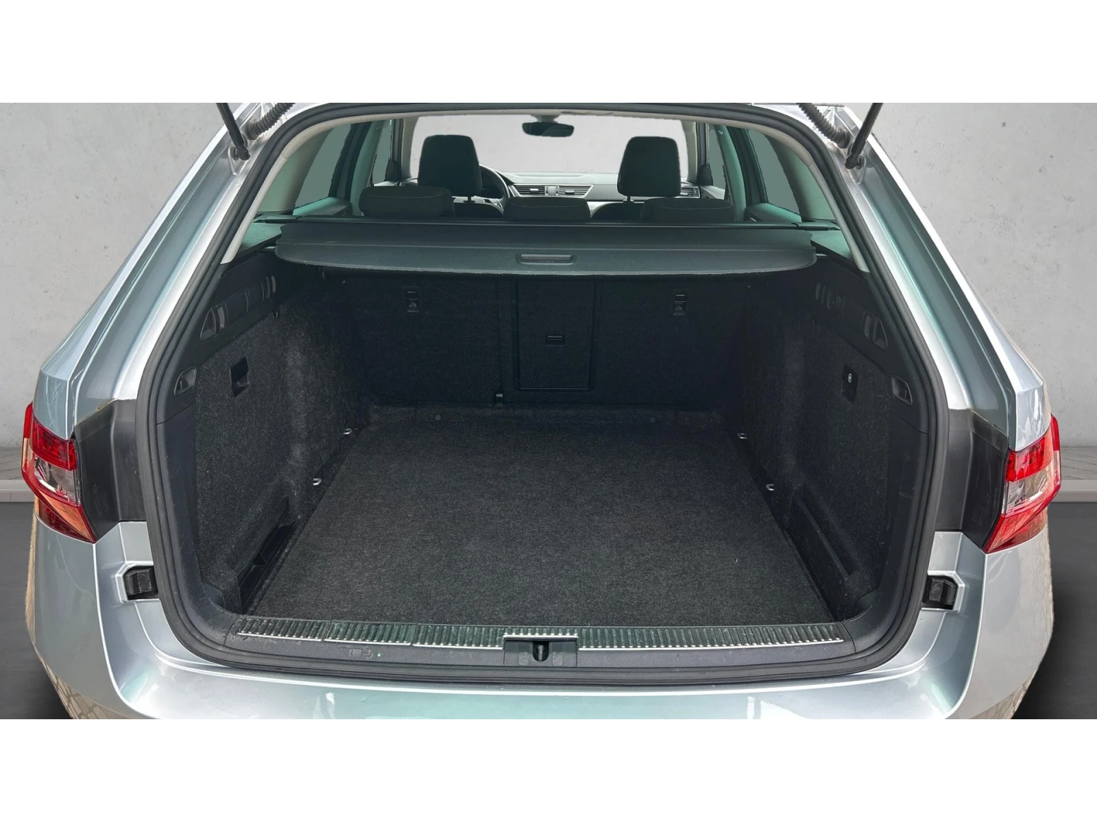 Skoda Superb 2.0 TDi DSG, Месечна вноска от 400 лв. - изображение 10