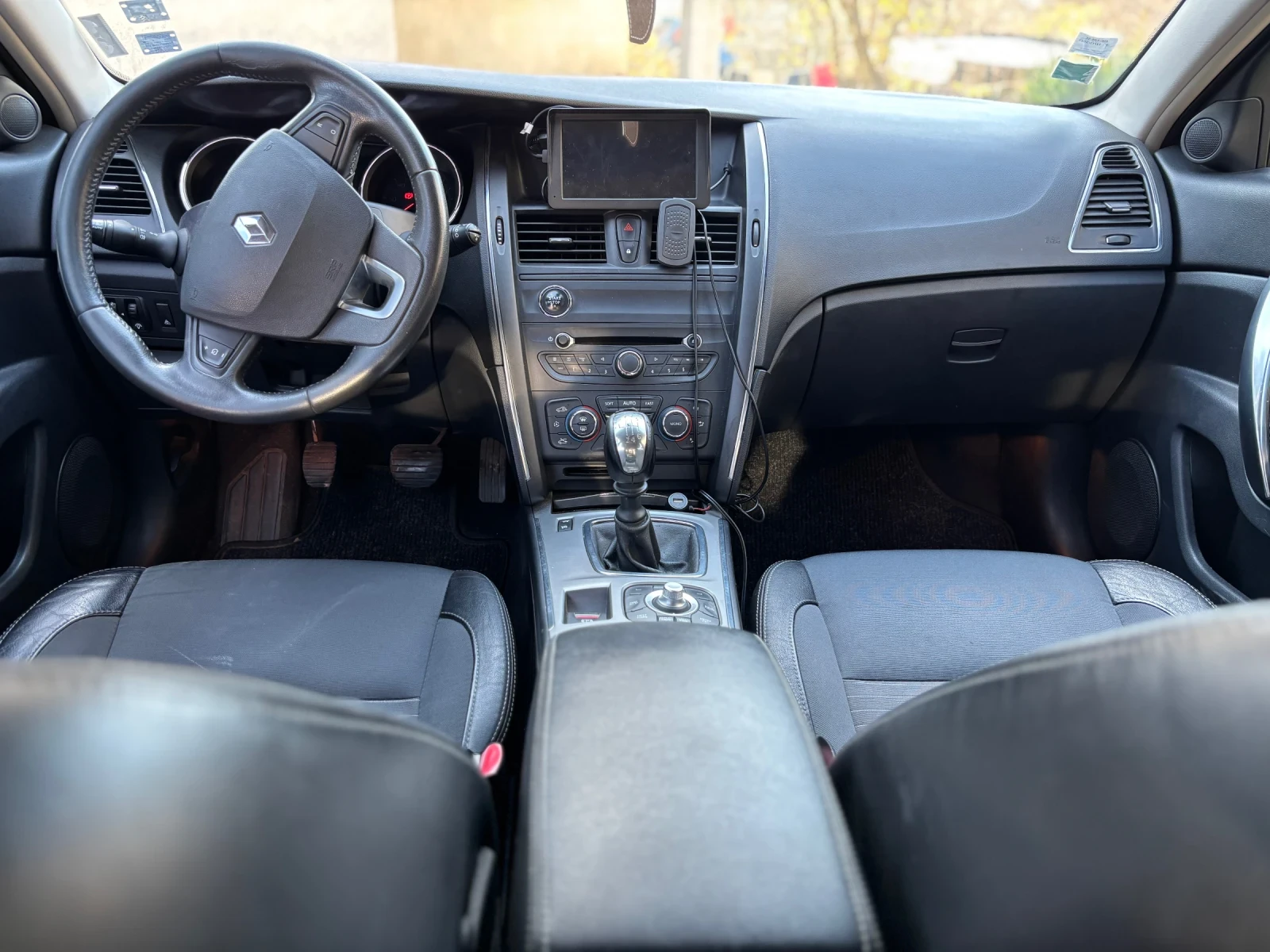 Renault Latitude  - изображение 6