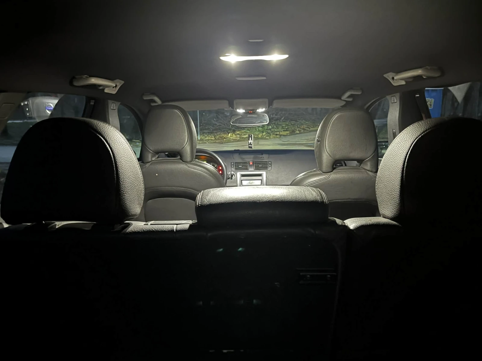 Volvo V50   - изображение 7