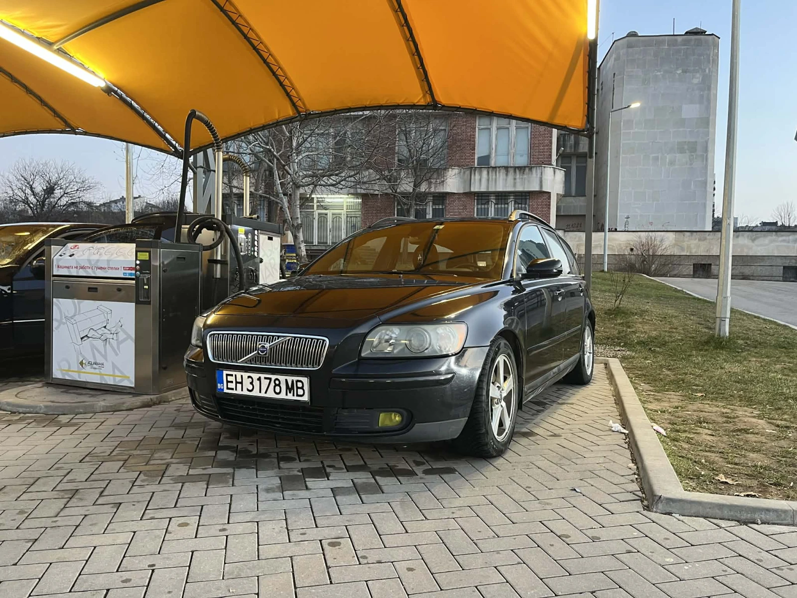 Volvo V50   - изображение 2