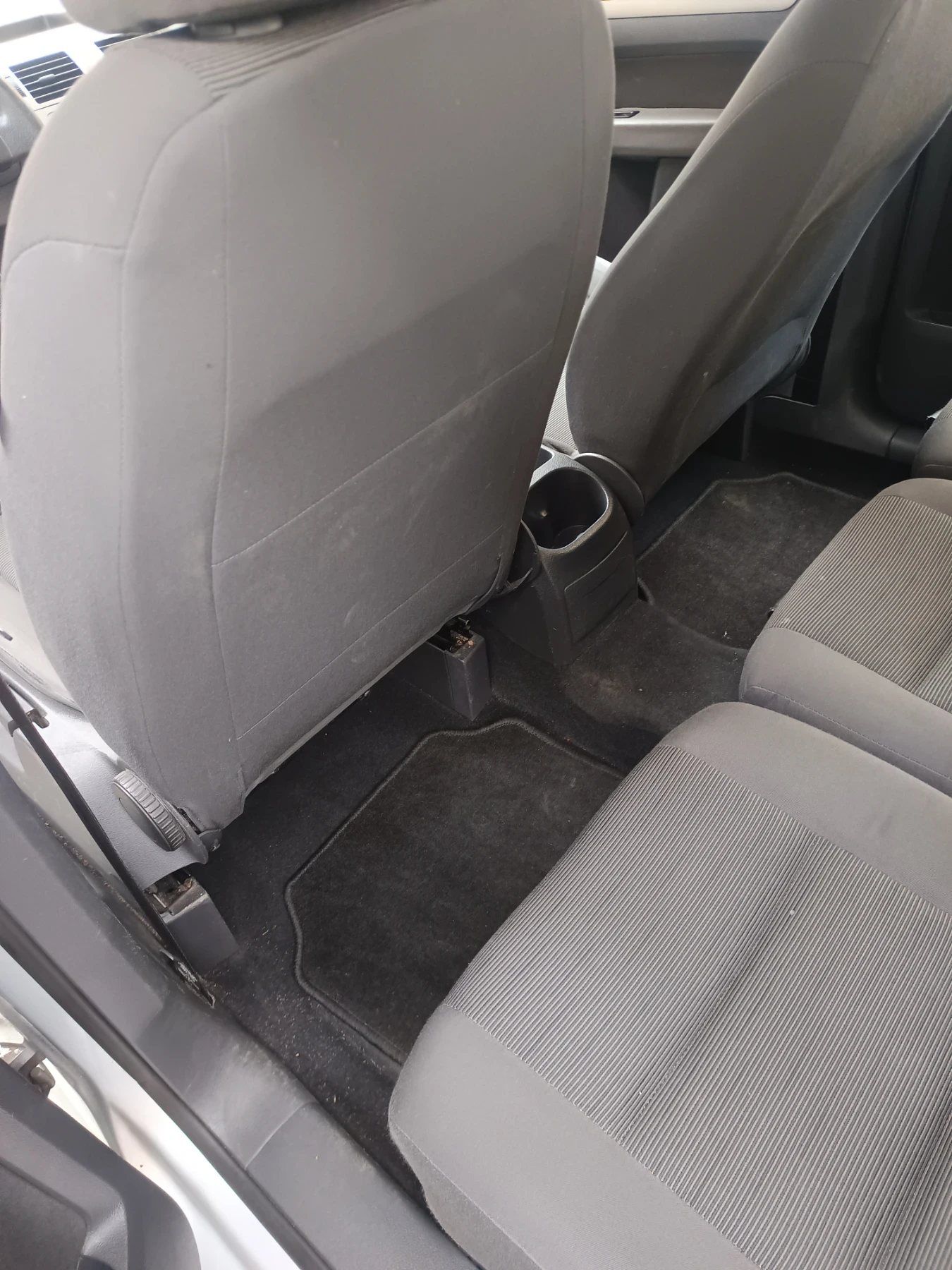 VW Touran, снимка 3 - Автомобили и джипове - 54018255