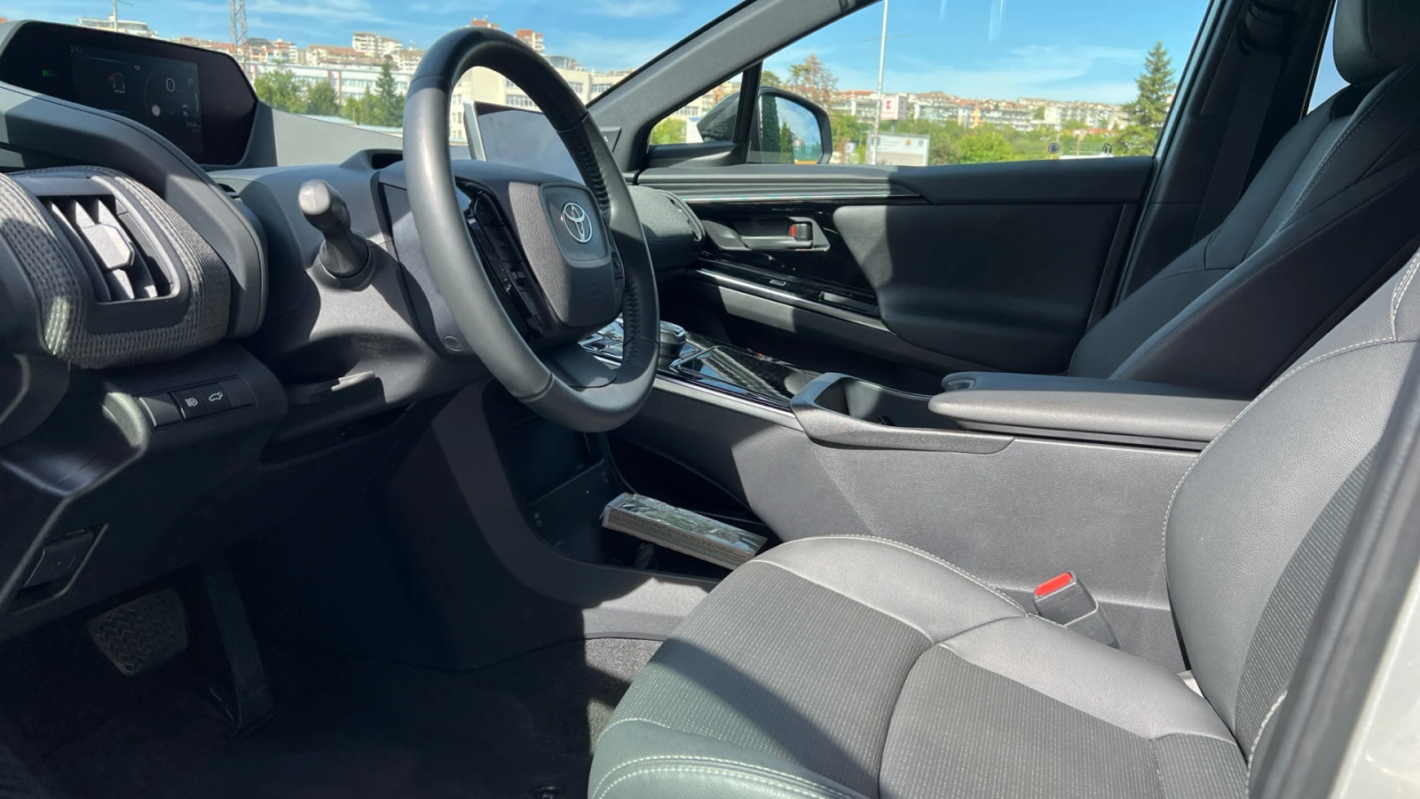 Toyota bZ4X Luxury AWD 72kW JBL, снимка 9 - Автомобили и джипове - 54062833