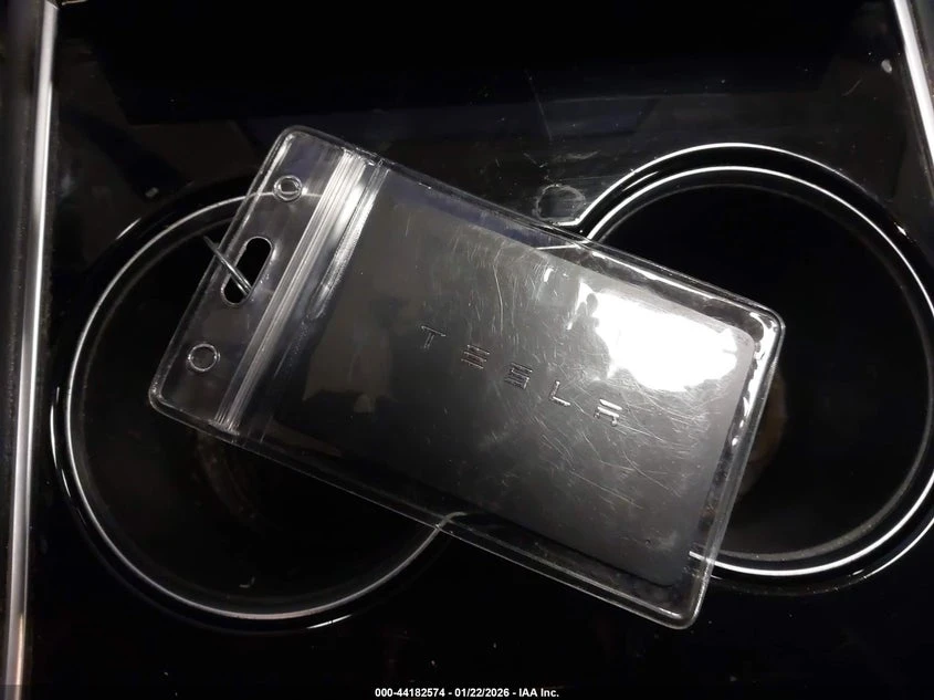 Tesla Model 3 Mid Range RWD, снимка 11 - Автомобили и джипове - 54172321