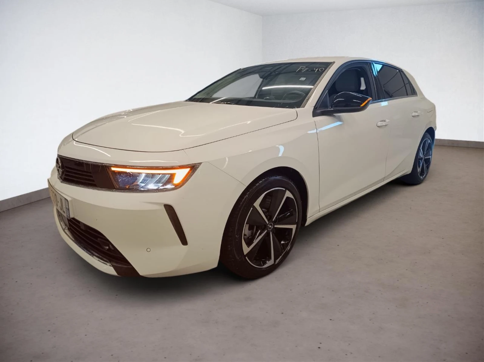 Opel Astra 1.6 Elegance - Hybrid, снимка 3 - Автомобили и джипове - 54293241