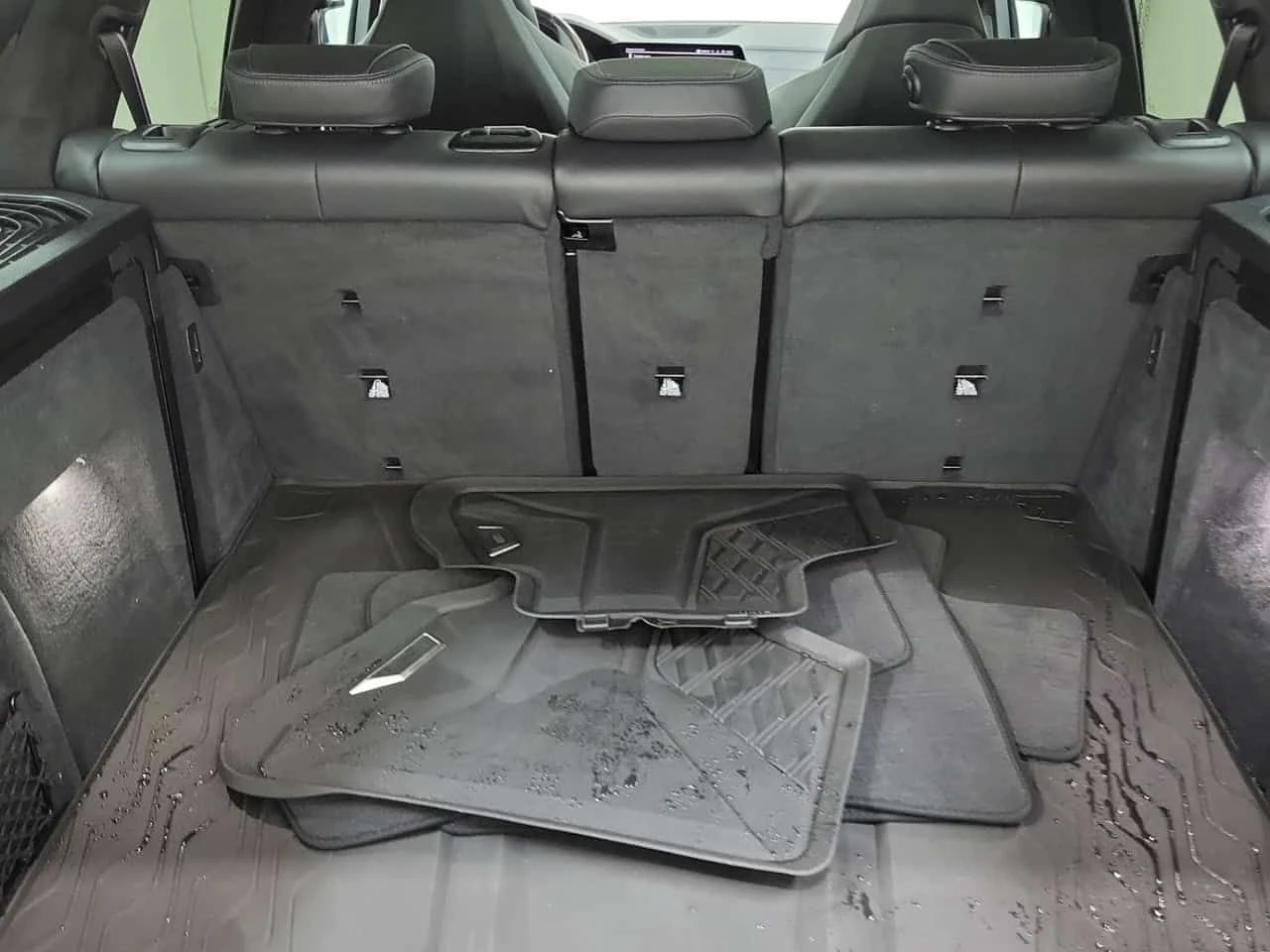 BMW X5M * ДИСТРОНИК* 360 КАМЕРА* ПАНОРАМА* , снимка 15 - Автомобили и джипове - 54300084