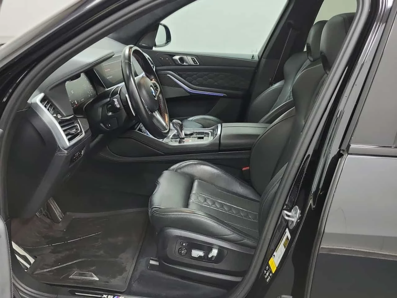 BMW X5M * ДИСТРОНИК* 360 КАМЕРА* ПАНОРАМА* , снимка 8 - Автомобили и джипове - 54300084