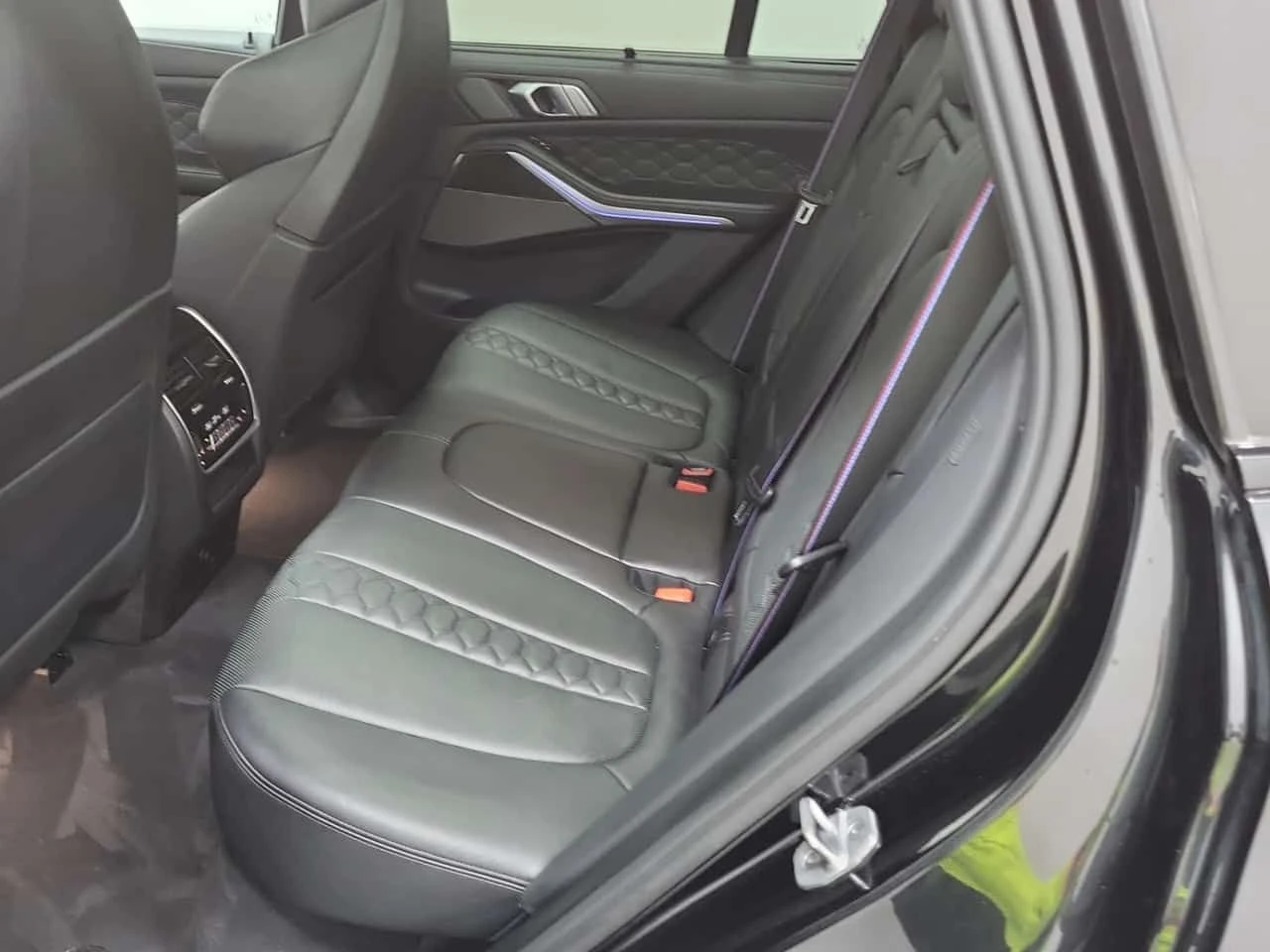 BMW X5M * ДИСТРОНИК* 360 КАМЕРА* ПАНОРАМА* , снимка 12 - Автомобили и джипове - 54300084