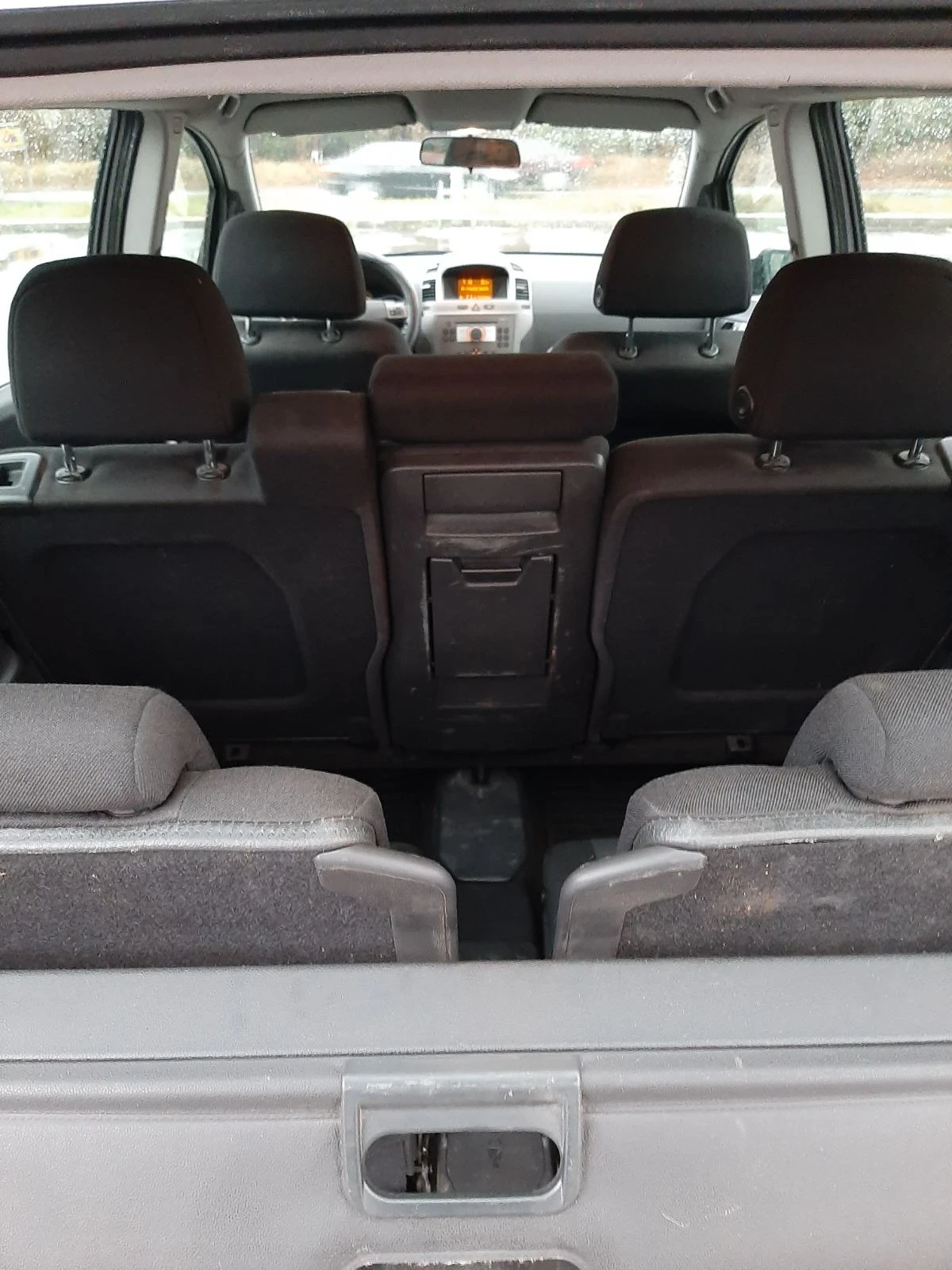 Opel Zafira, снимка 10 - Автомобили и джипове - 54317904