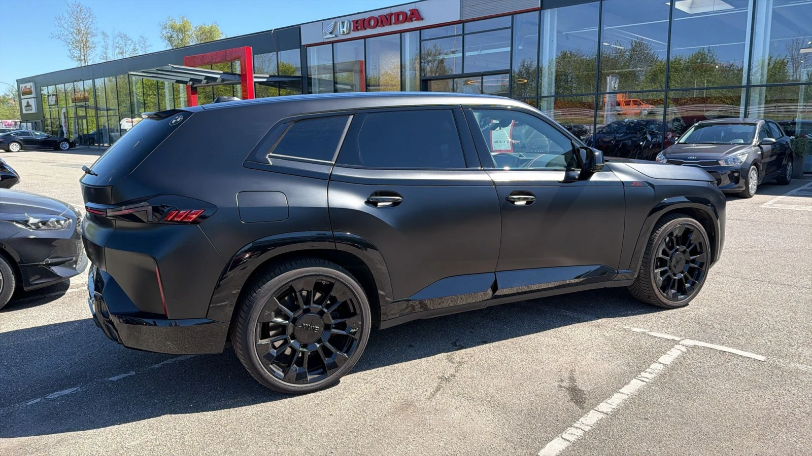 BMW XM 4.4 Label Red , снимка 4 - Автомобили и джипове - 54369717