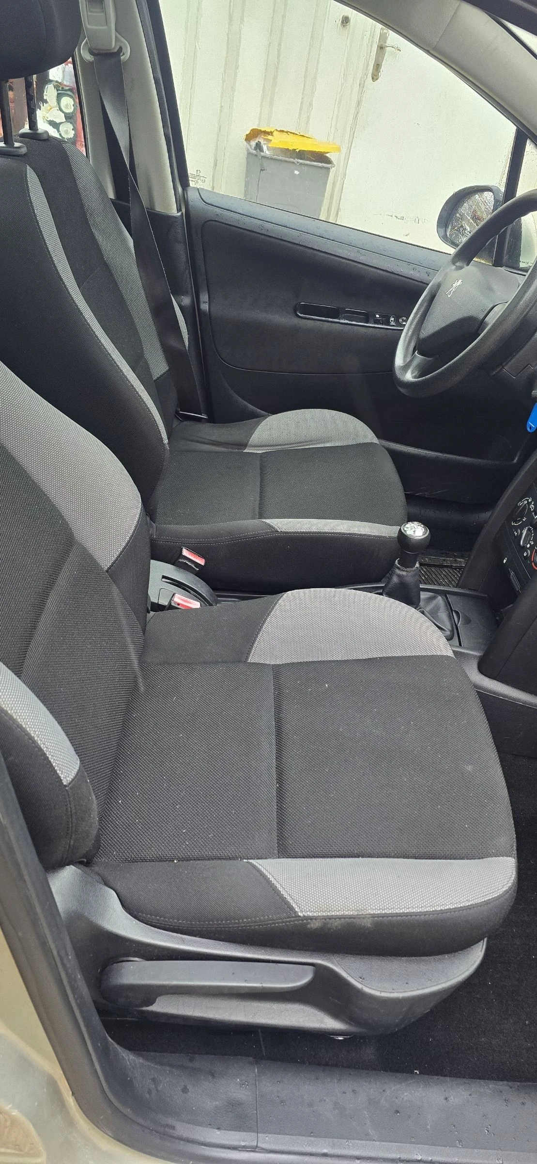 Peugeot 207 1.4i, НЕ Е БМВ МОТОР , снимка 14 - Автомобили и джипове - 54447743
