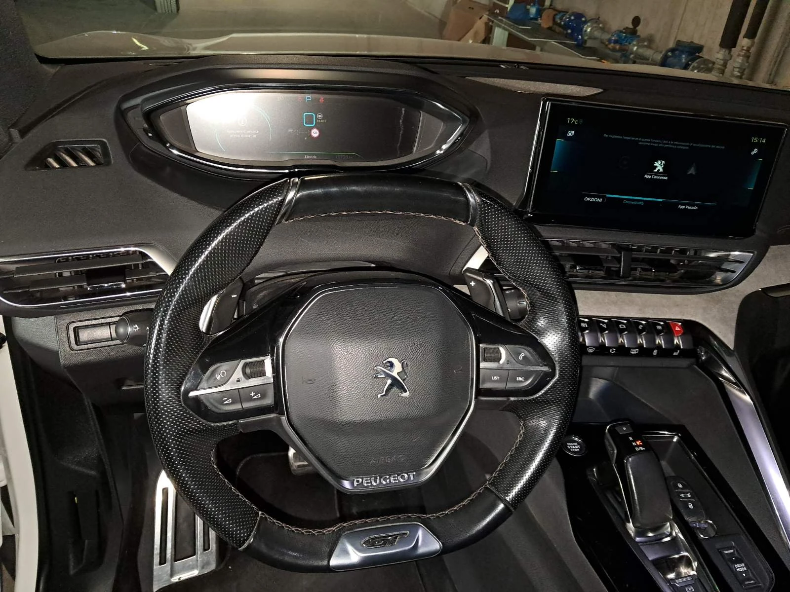Peugeot 3008 1.6 PLUG-IN-HYBRID* GT-LINE* 4WD* PANO* 360* , снимка 12 - Автомобили и джипове - 54596082