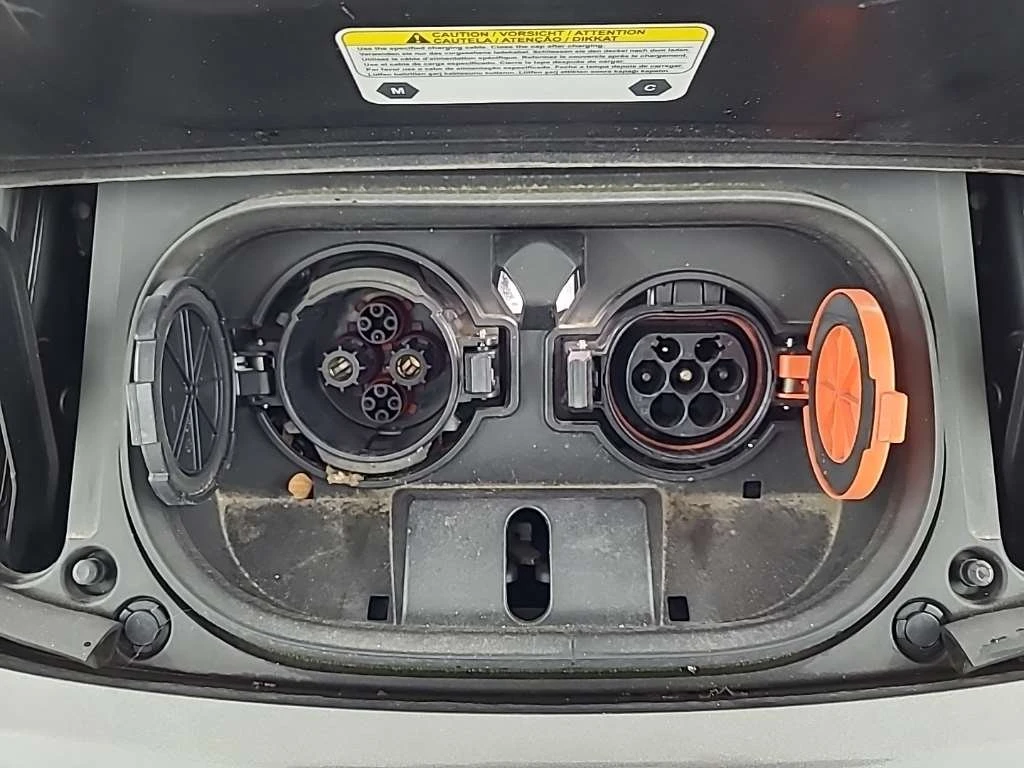 Nissan Leaf  40 kWh N-connecta, снимка 16 - Автомобили и джипове - 54615643