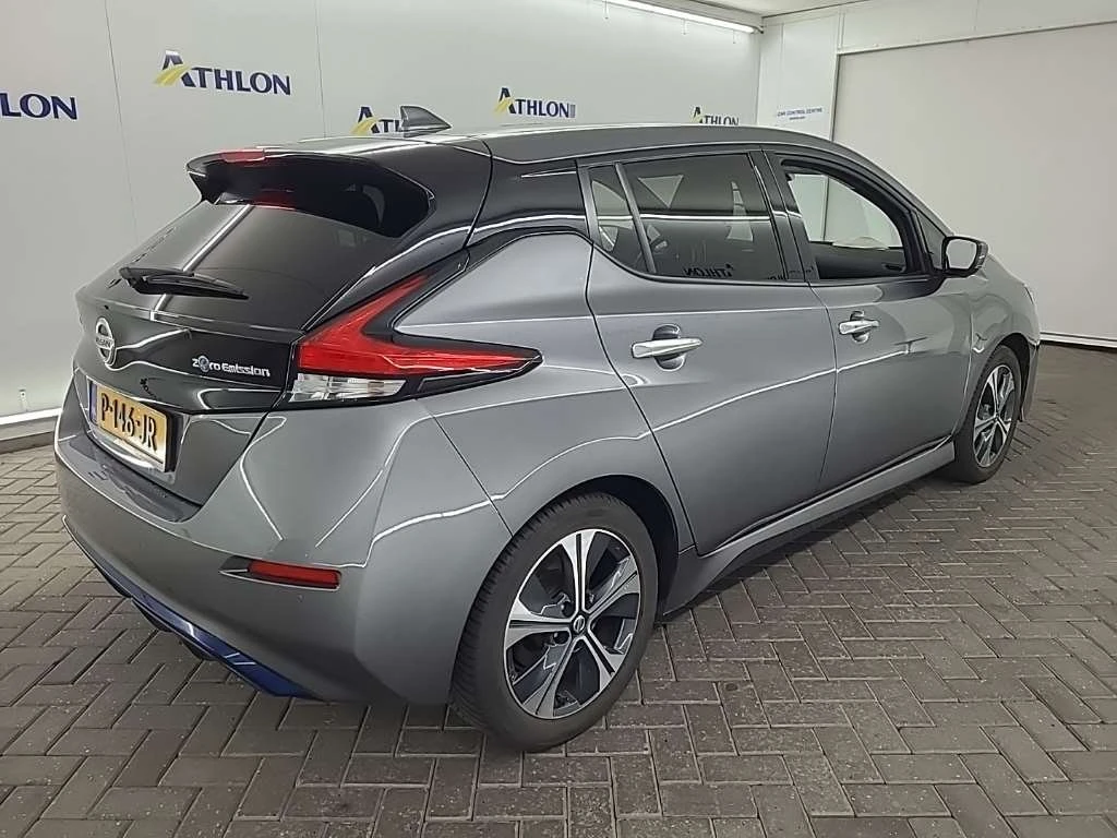 Nissan Leaf  40 kWh N-connecta, снимка 3 - Автомобили и джипове - 54615643
